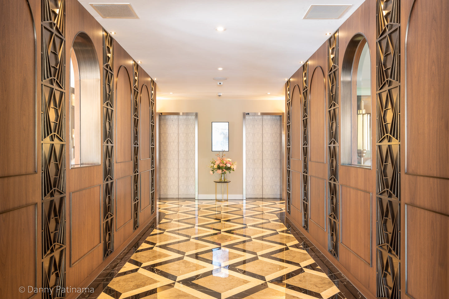 Grand Hotel Valies | Overnacht in een luxe hotel in het centrum van Roermond op 5 minuten afstand van de Designer Outlet - afbeelding 4