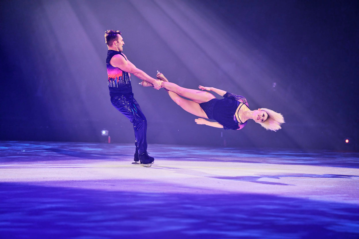 Holiday on ICE - HORIZONS - afbeelding 3